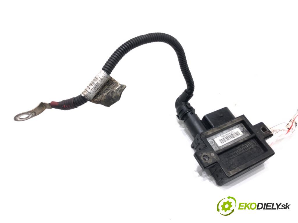 BMW 1 (E87) 2003 - 2013    118 d 105 kW [143 KM] olej napędowy 2007 - 2011  relé sviečok žhavenia 779800003 (Relé)