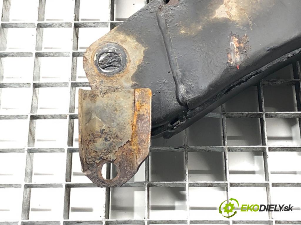 MITSUBISHI OUTLANDER I (CU_W) 2001 - 2008    2.0 (CU2W) 100 kW [136 KM] benzyna 2003 - 2006  výztuha pod motor  (Výztuhy přední)