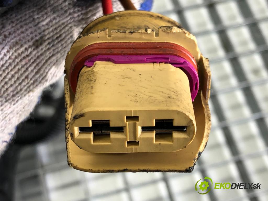 VW TRANSPORTER V Autobus (7HB, 7HJ, 7EB, 7EJ) 2003 - 2015    1.9 TDI 77 kW [105 KM] olej napędowy 2003 - 2009  ventilátor chladiče 0130303966 (Ventilátory)