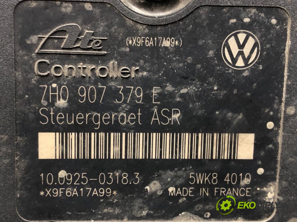 VW TRANSPORTER V Autobus (7HB, 7HJ, 7EB, 7EJ) 2003 - 2015    1.9 TDI 77 kW [105 KM] olej napędowy 2003 - 2009  Pumpa ABS 7H0614111E (Pumpy ABS)