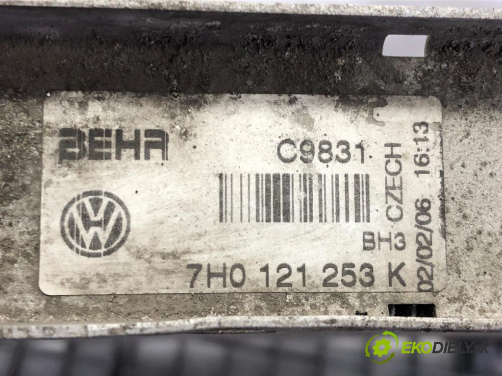 VW TRANSPORTER V Autobus (7HB, 7HJ, 7EB, 7EJ) 2003 - 2015    1.9 TDI 77 kW [105 KM] olej napędowy 2003 - 2009  Chladič vody 7H0121253K (Chladiče vody)