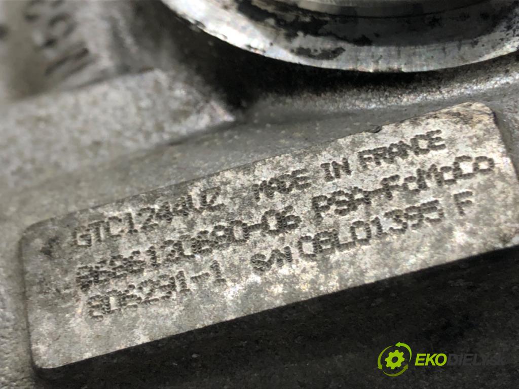 VOLVO C30 (533) 2006 - 2013    1.6 D2 84 kW [115 KM] olej napędowy 2010 - 2012  turbo 9686120680 (Turbodúchadla (kompletní))