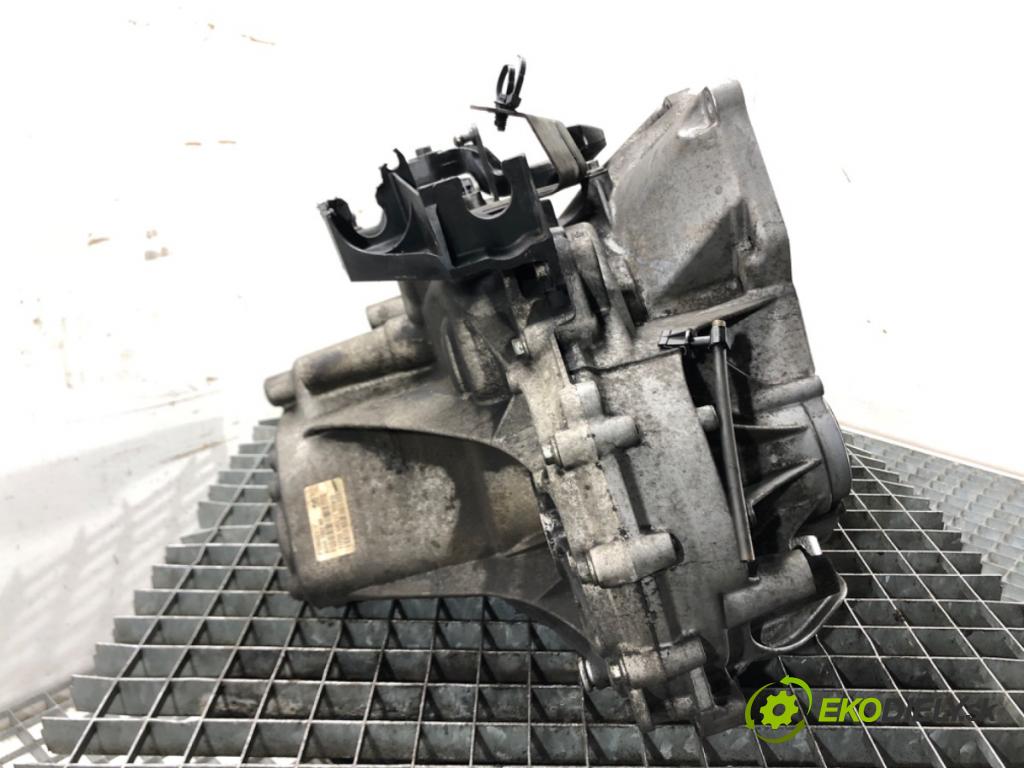 VOLVO C30 (533) 2006 - 2013    1.6 D2 84 kW [115 KM] olej napędowy 2010 - 2012  Prevodovka P1285021 (Prevodovky)