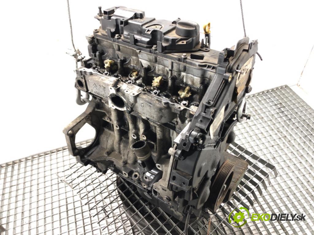 VOLVO C30 (533) 2006 - 2013    1.6 D2 84 kW [115 KM] olej napędowy 2010 - 2012  motor D4162T (Motory (kompletní))