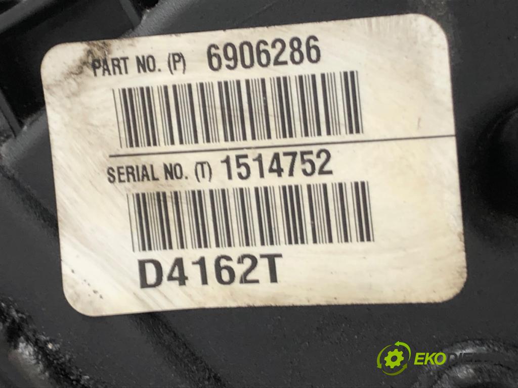 VOLVO C30 (533) 2006 - 2013    1.6 D2 84 kW [115 KM] olej napędowy 2010 - 2012  motor D4162T (Motory (kompletní))