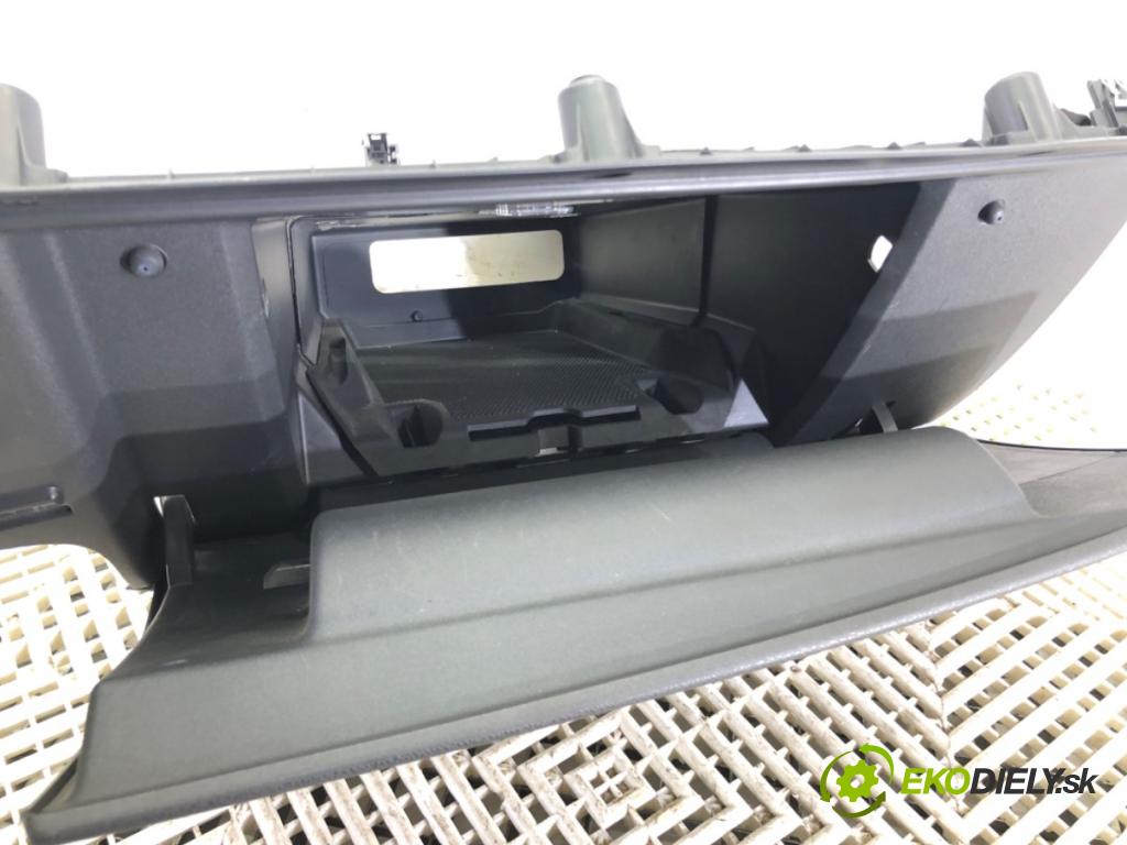 VOLVO C30 (533) 2006 - 2013    1.6 D2 84 kW [115 KM] olej napędowy 2010 - 2012  Priehradka, kastlík spolujazdca 39808618 (Priehradky, kastlíky)