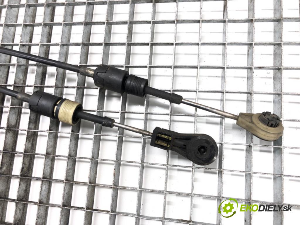 VOLVO C30 (533) 2006 - 2013    1.6 D2 84 kW [115 KM] olej napędowy 2010 - 2012  Kulisa 31259781 (Rýchlostné páky / kulisy)