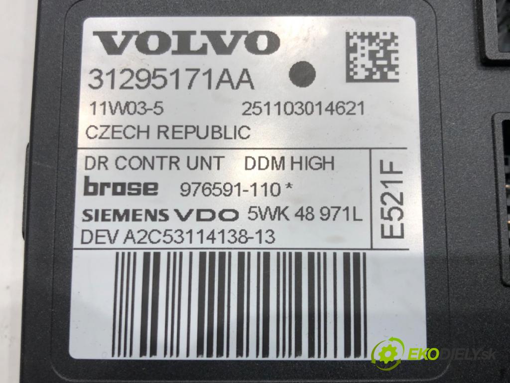 VOLVO C30 (533) 2006 - 2013    1.6 D2 84 kW [115 KM] olej napędowy 2010 - 2012  motor sťahovaní okna levý přední část 31295171AA