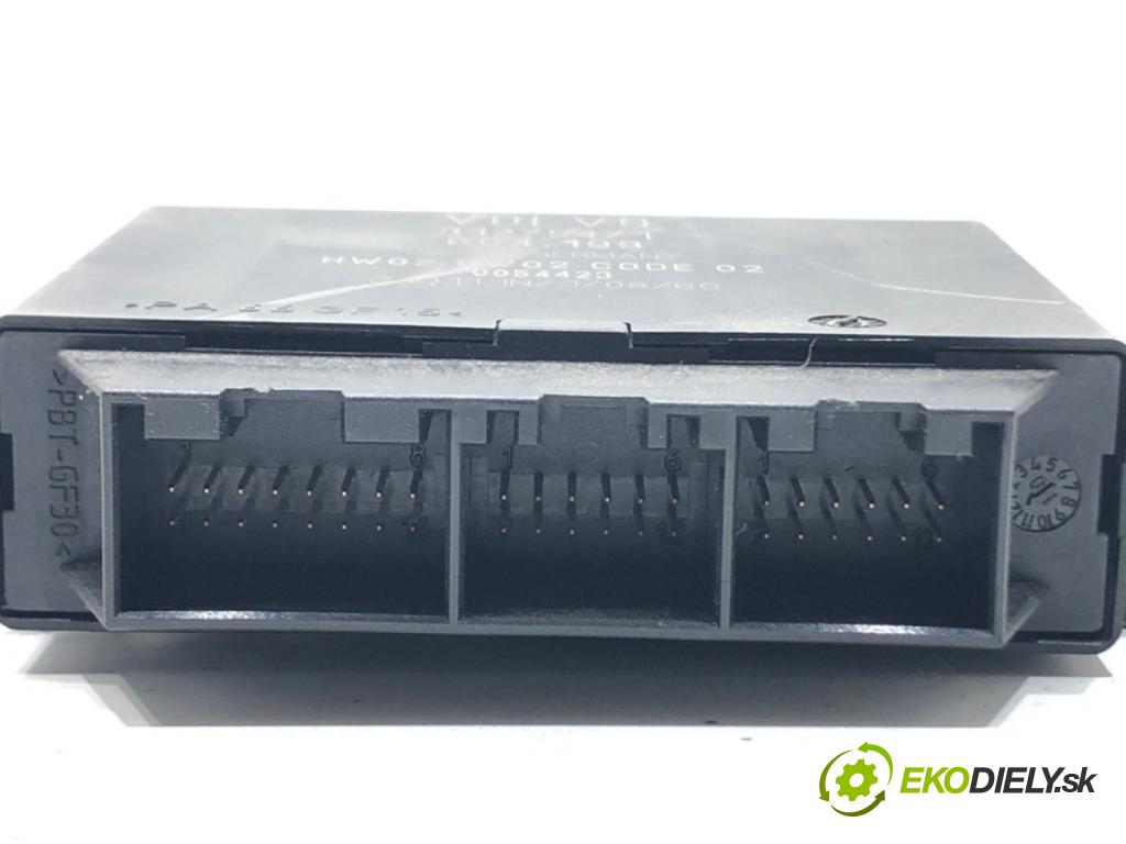 VOLVO C30 (533) 2006 - 2013    1.6 D2 84 kW [115 KM] olej napędowy 2010 - 2012  Modul PDC 31275471 (Ostatné)