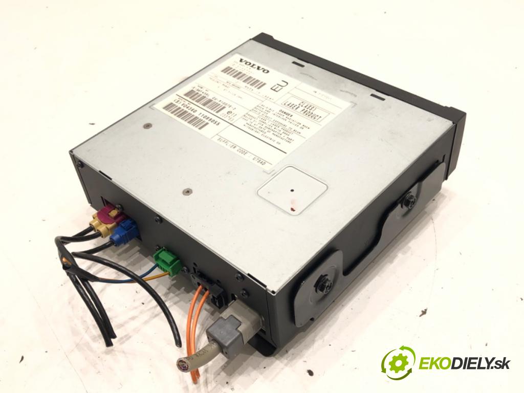 VOLVO C30 (533) 2006 - 2013    1.6 D2 84 kW [115 KM] olej napędowy 2010 - 2012  CZYTNIK navigace 31337201 (Ostatní)