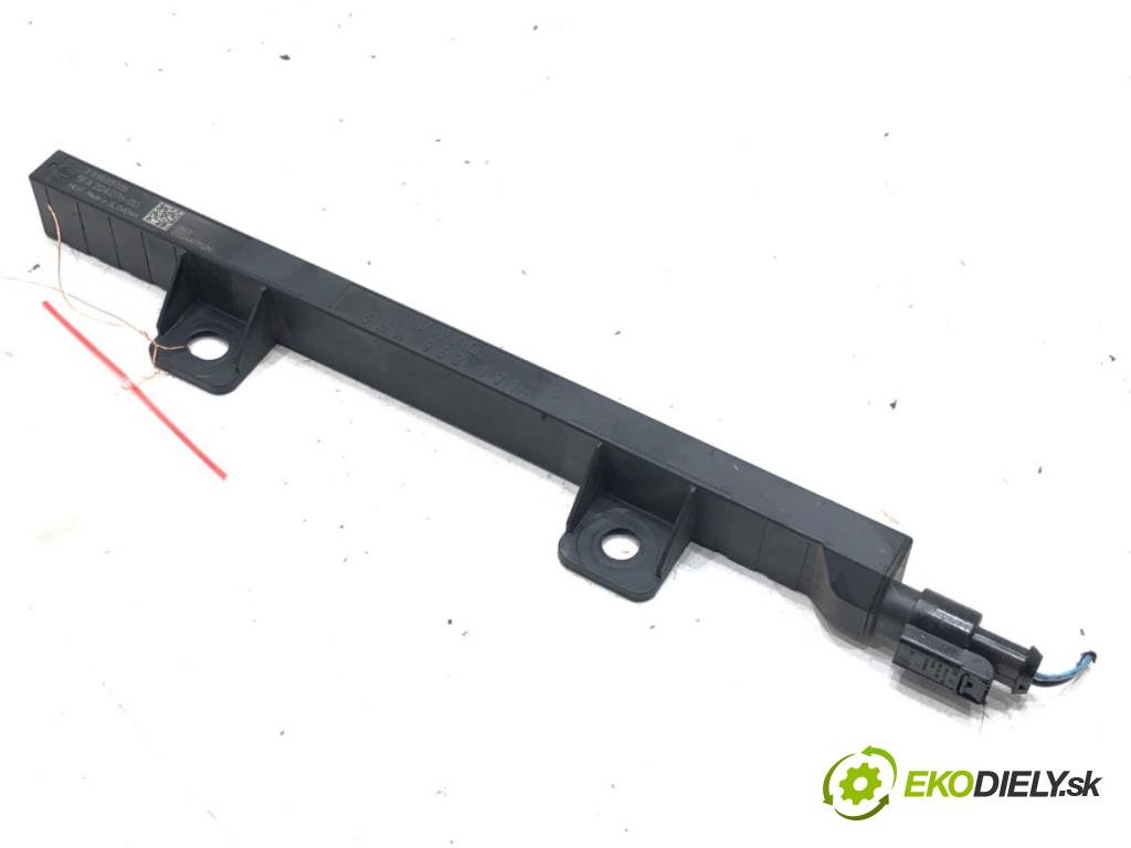 SKODA SUPERB IV Kombi (NZ5) 2023 -    2.0 TDI 110 kW [150 KM] olej napędowy 2023 -  Zosilňovač Antenní: 5WA962131 (Zosilňovače)