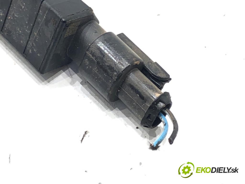 SKODA SUPERB IV Kombi (NZ5) 2023 -    2.0 TDI 110 kW [150 KM] olej napędowy 2023 -  Zosilňovač Antenní: 5WA962131 (Zosilňovače)