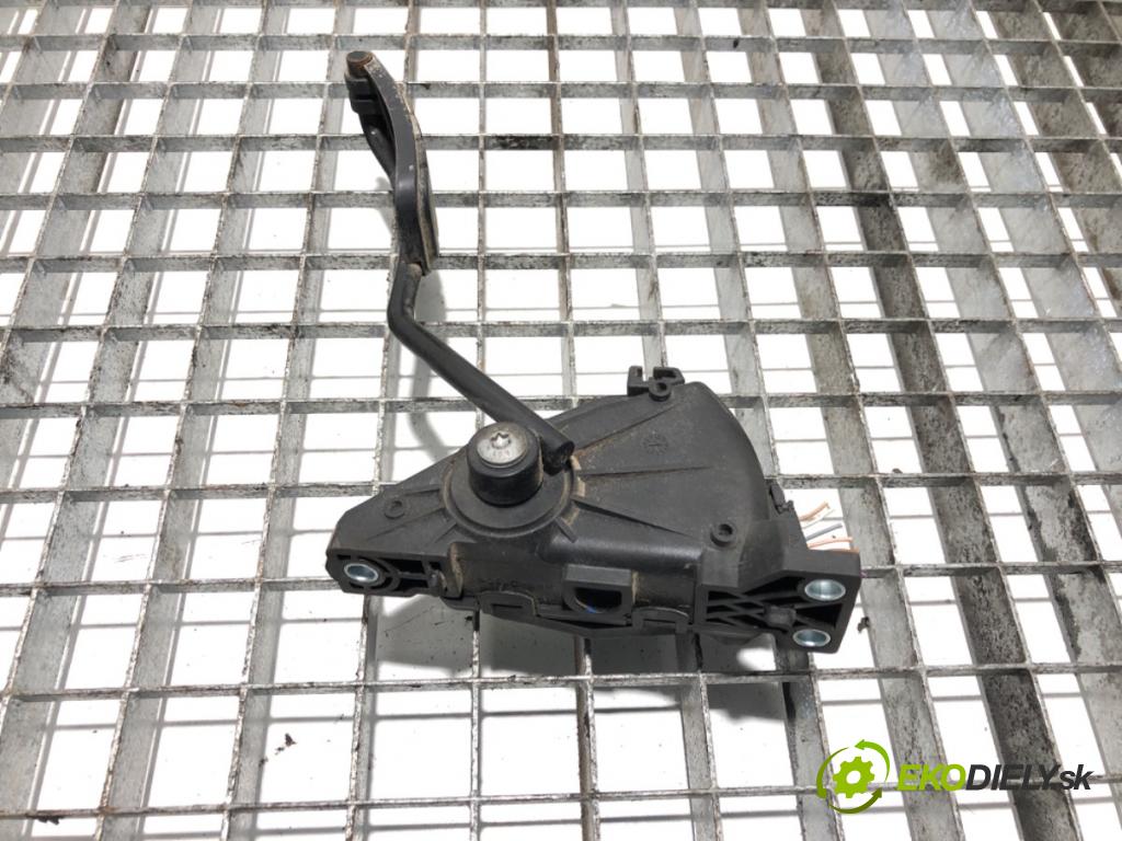 RENAULT MASTER II Autobus (JD) 1998 - 2022    2.5 dCi 120 84 kW [115 KM] olej napędowy 2001 - 2022  Potenciometer plynu 7700314525 (Pedále)