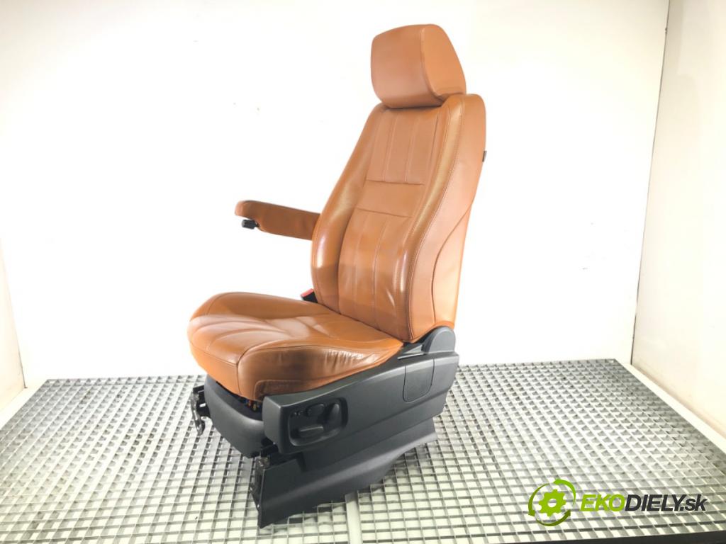 LAND ROVER RANGE ROVER SPORT I (L320) 2005 - 2013    3.0 D 4x4 180 kW [245 KM] olej napędowy 2009 - 2013  Sedadlo ľavy predný