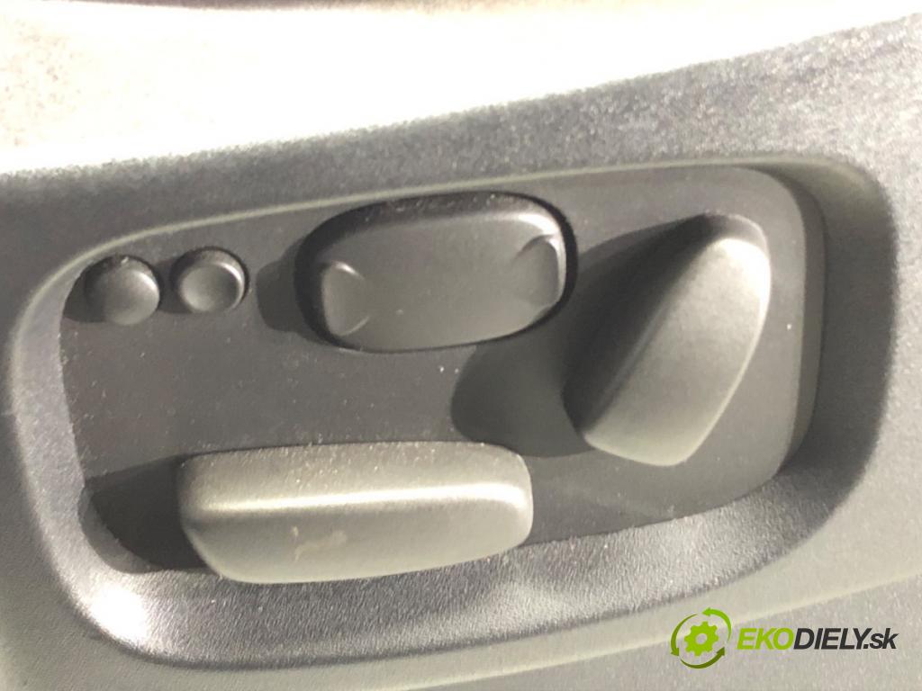 LAND ROVER RANGE ROVER SPORT I (L320) 2005 - 2013    3.0 D 4x4 180 kW [245 KM] olej napędowy 2009 - 2013  Sedadlo ľavy predný