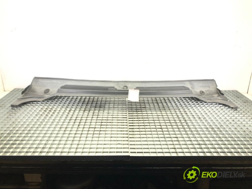 LAND ROVER RANGE ROVER SPORT I (L320) 2005 - 2013    3.0 D 4x4 180 kW [245 KM] olej napędowy 2009 - 2013  Torpédo, plast pod čelné okno LHDJAG500042 (Torpéda)