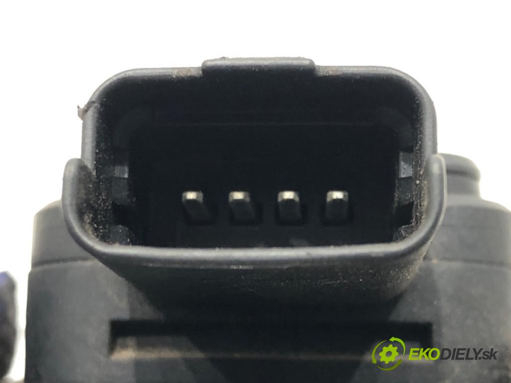 LAND ROVER RANGE ROVER SPORT I (L320) 2005 - 2013    3.0 D 4x4 180 kW [245 KM] olej napędowy 2009 - 2013  Váha vzduchu 4R8Q-12B579-AC (Váhy vzduchu)