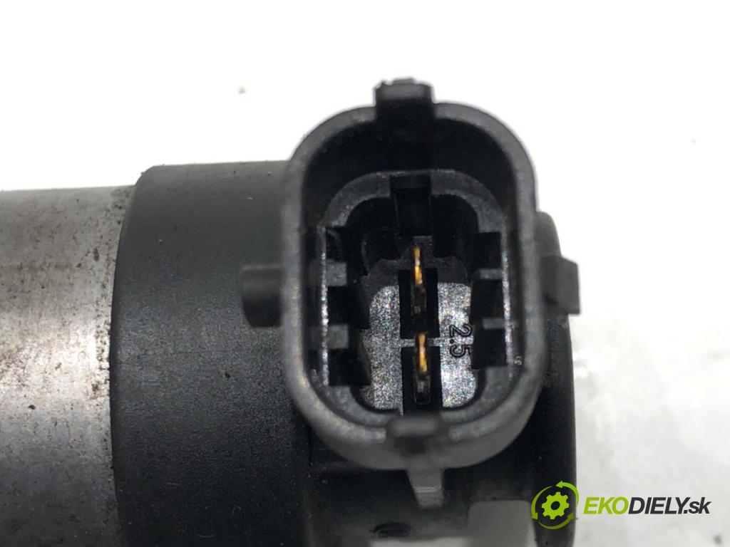 LAND ROVER RANGE ROVER SPORT I (L320) 2005 - 2013    3.0 D 4x4 180 kW [245 KM] olej napędowy 2009 - 2013  Regulátor tlaku paliva 0928400756 (Ostatné)