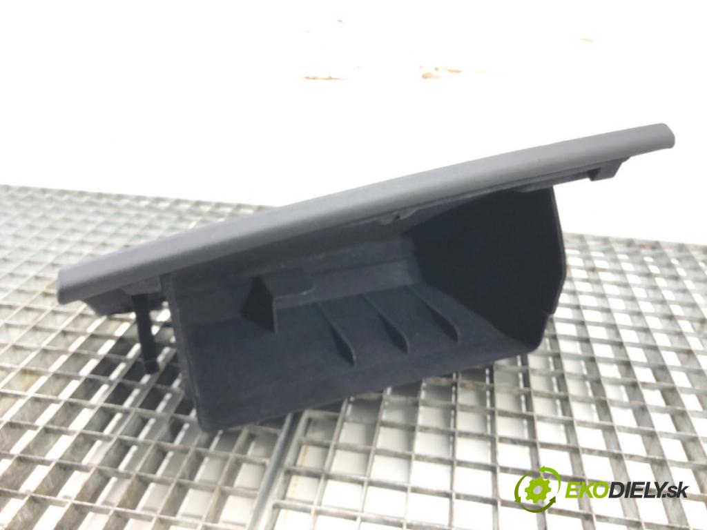 LAND ROVER RANGE ROVER SPORT I (L320) 2005 - 2013    3.0 D 4x4 180 kW [245 KM] olej napędowy 2009 - 2013  Priehradka, kastlík spolujazdca  (Priehradky, kastlíky)