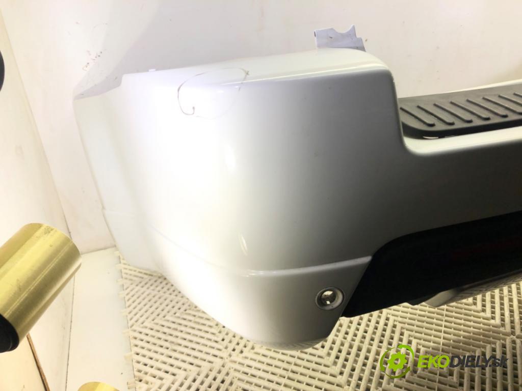 LAND ROVER RANGE ROVER SPORT I (L320) 2005 - 2013    3.0 D 4x4 180 kW [245 KM] olej napędowy 2009 - 2013  nárazník zadní část  (Ostatné)