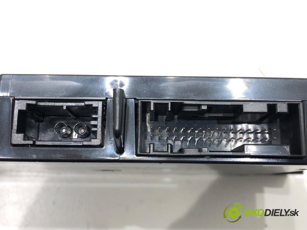 LAND ROVER RANGE ROVER SPORT I (L320) 2005 - 2013    3.0 D 4x4 180 kW [245 KM] olej napędowy 2009 - 2013  Modul BLUETOOTH AH42-10F845-AA (Ostatné)