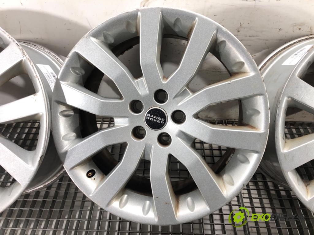 LAND ROVER RANGE ROVER SPORT I (L320) 2005 - 2013 kvalita B . JEDNA KUS: do VYROVNÁVÁNIE: I Odreniny motor 3.0D: 180kW 245HP 306DT : VIN: farba biely Prevodovka automatická rok rok vyr. 2010 obdobie rok vyr. 2005-2013