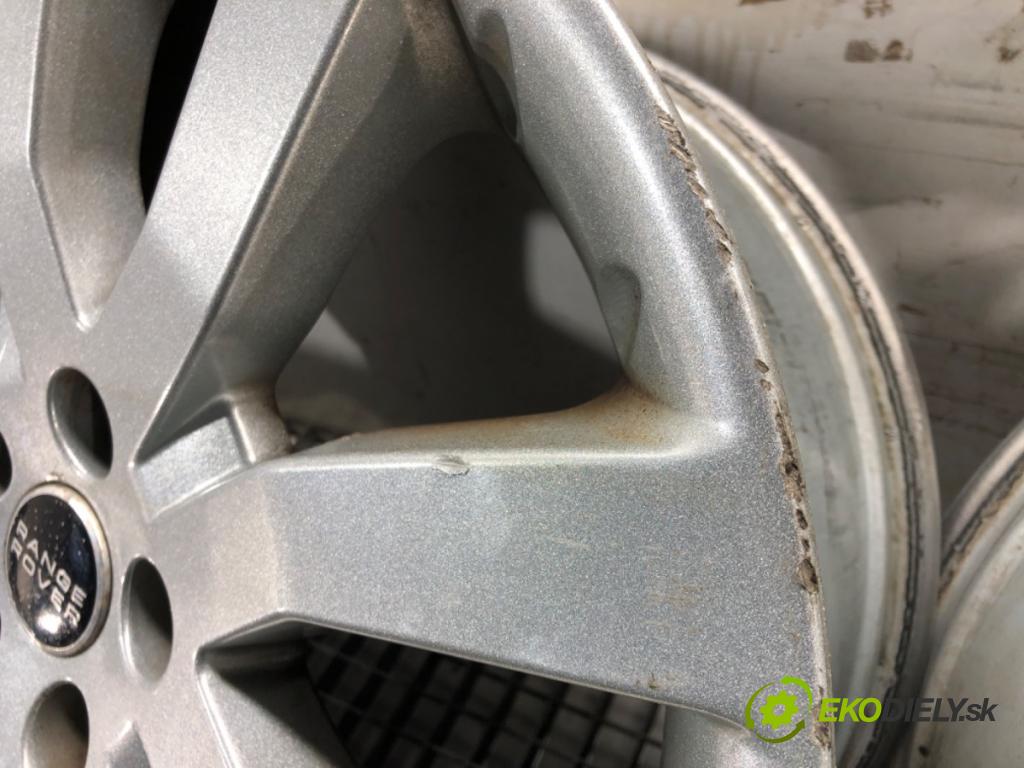 LAND ROVER RANGE ROVER SPORT I (L320) 2005 - 2013 kvalita B . JEDNA KUS: do VYROVNÁVÁNIE: I Odreniny motor 3.0D: 180kW 245HP 306DT : VIN: farba biely Prevodovka automatická rok rok vyr. 2010 obdobie rok vyr. 2005-2013