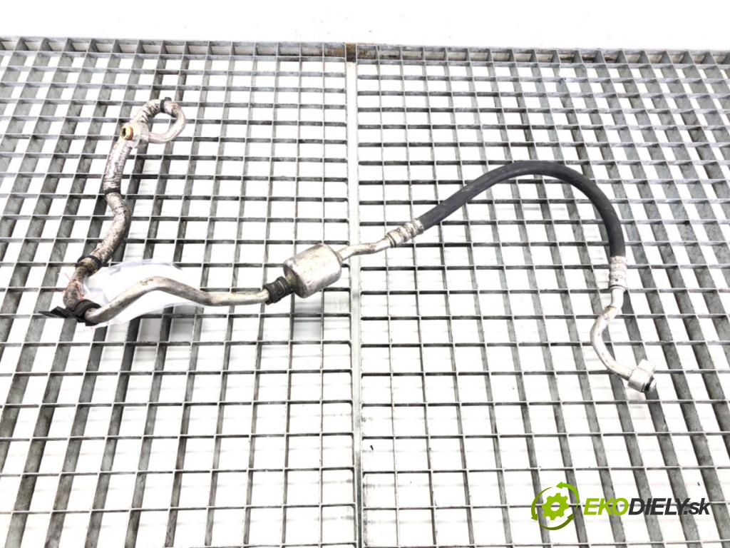 LAND ROVER RANGE ROVER SPORT I (L320) 2005 - 2013    3.0 D 4x4 180 kW [245 KM] olej napędowy 2009 - 2013  rúrka klimatizácie  (Rúrky klimatizácie)