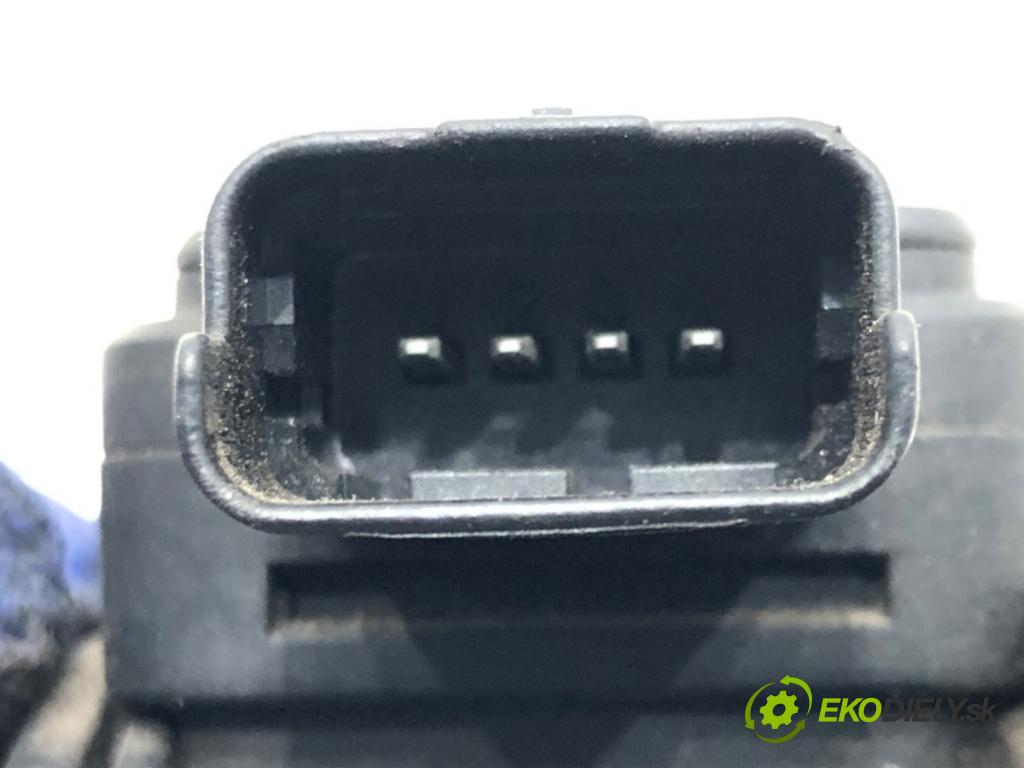 LAND ROVER RANGE ROVER SPORT I (L320) 2005 - 2013    3.0 D 4x4 180 kW [245 KM] olej napędowy 2009 - 2013  Váha vzduchu 4R8Q-12B579-AC (Váhy vzduchu)