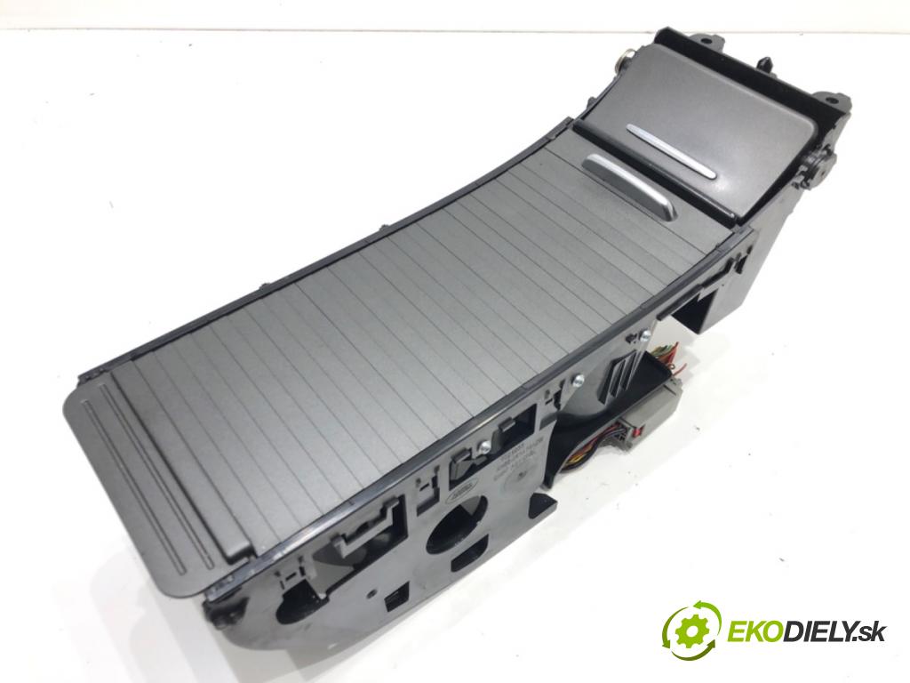 LAND ROVER RANGE ROVER SPORT I (L320) 2005 - 2013    3.0 D 4x4 180 kW [245 KM] olej napędowy 2009 - 2013  Držiak na nápoje AH32-061A78ADW (Úchyty, držiaky na nápoje)