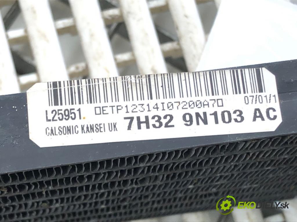 LAND ROVER RANGE ROVER SPORT I (L320) 2005 - 2013    3.0 D 4x4 180 kW [245 KM] olej napędowy 2009 - 2013  Chladič paliva 7H329N103AC (Ostatné)