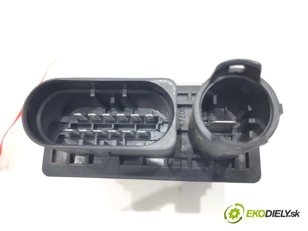 BMW 3 Touring (E91) 2004 - 2012    320 d 120 kW [163 KM] olej napędowy 2005 - 2012  relé sviečok žhavenia E2110022358 (Relé)