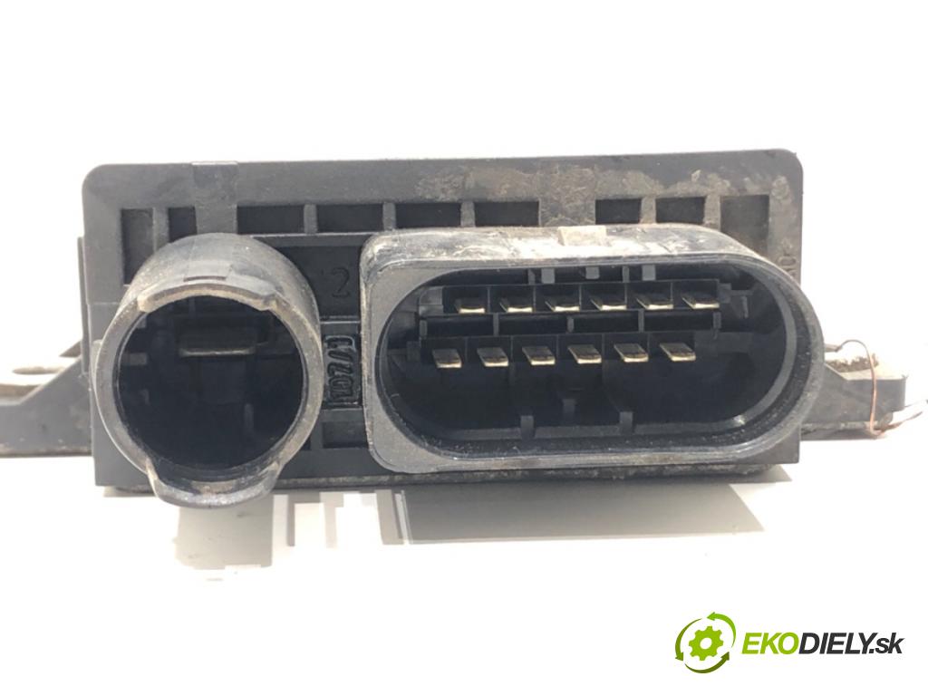 BMW 3 Touring (E91) 2004 - 2012    320 d 120 kW [163 KM] olej napędowy 2005 - 2012  relé sviečok žhavenia E2110022358 (Relé)