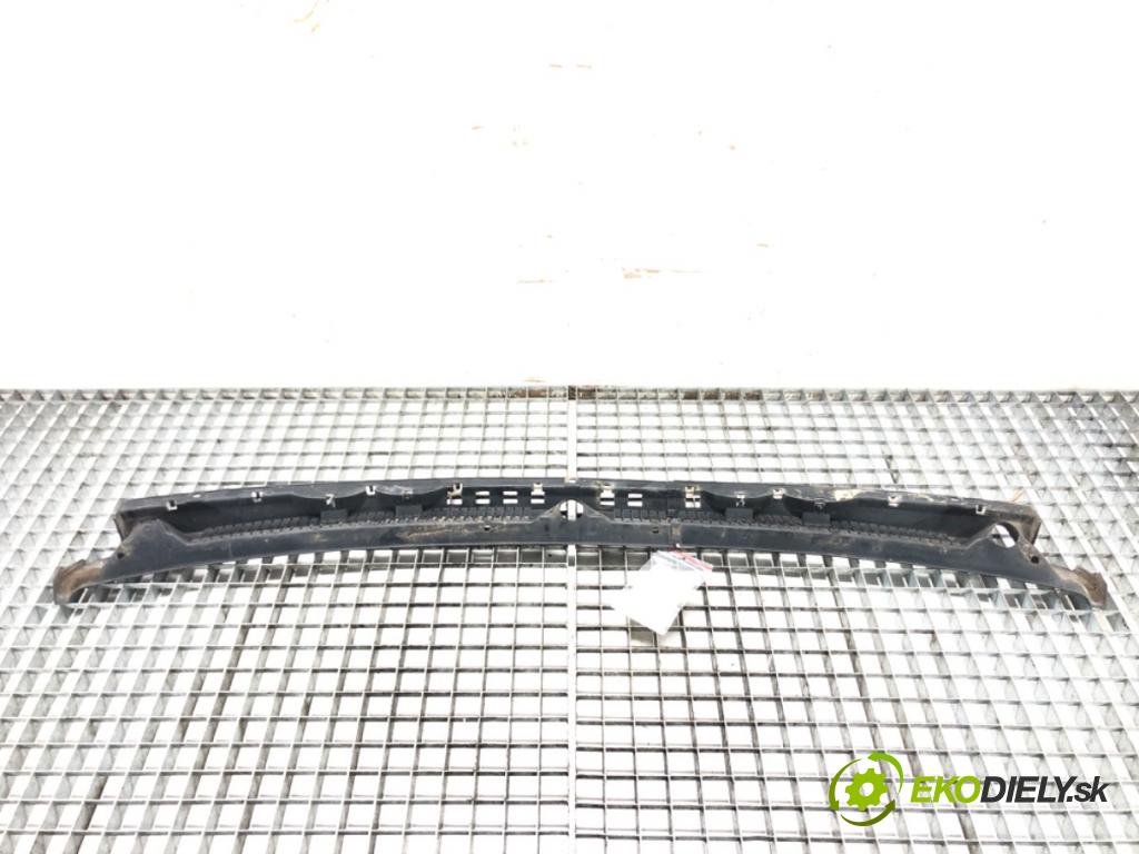 SUZUKI VITARA (ET, TA, TD) 1988 - 2002    1.9 D Napęd na wszystkie koła (SE 419TD) 55 kW [75 KM] olej napędowy 1996 - 1998  Torpédo, plast pod čelné okno  (Torpéda)