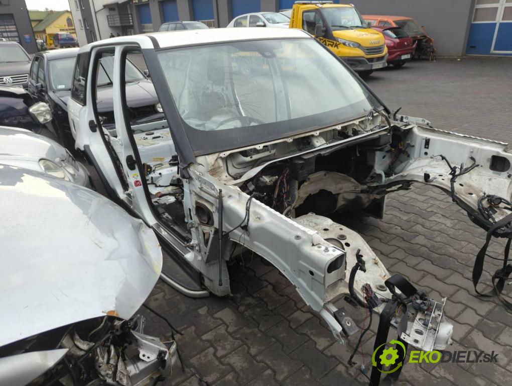 LAND ROVER RANGE ROVER SPORT I (L320) 2005 - 2013    3.0 D 4x4 180 kW [245 KM] olej napędowy 2009 - 2013  KAROSERIA ČTVRŤÁK blatník zadní část levý pravý práh střecha PODŁUŻNICA levý pravý