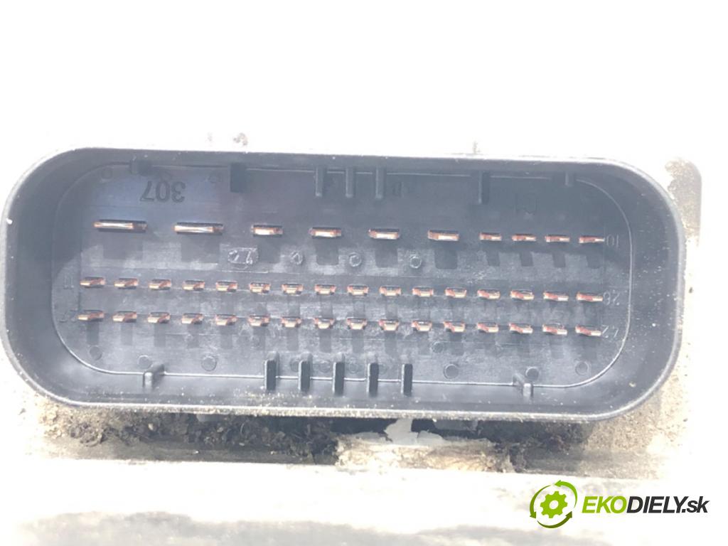 SEAT IBIZA III (6L1) 2002 - 2009    1.4 16V 55 kW [75 KM] benzyna 2002 - 2007  Pumpa ABS 60Q614117E (Pumpy ABS)