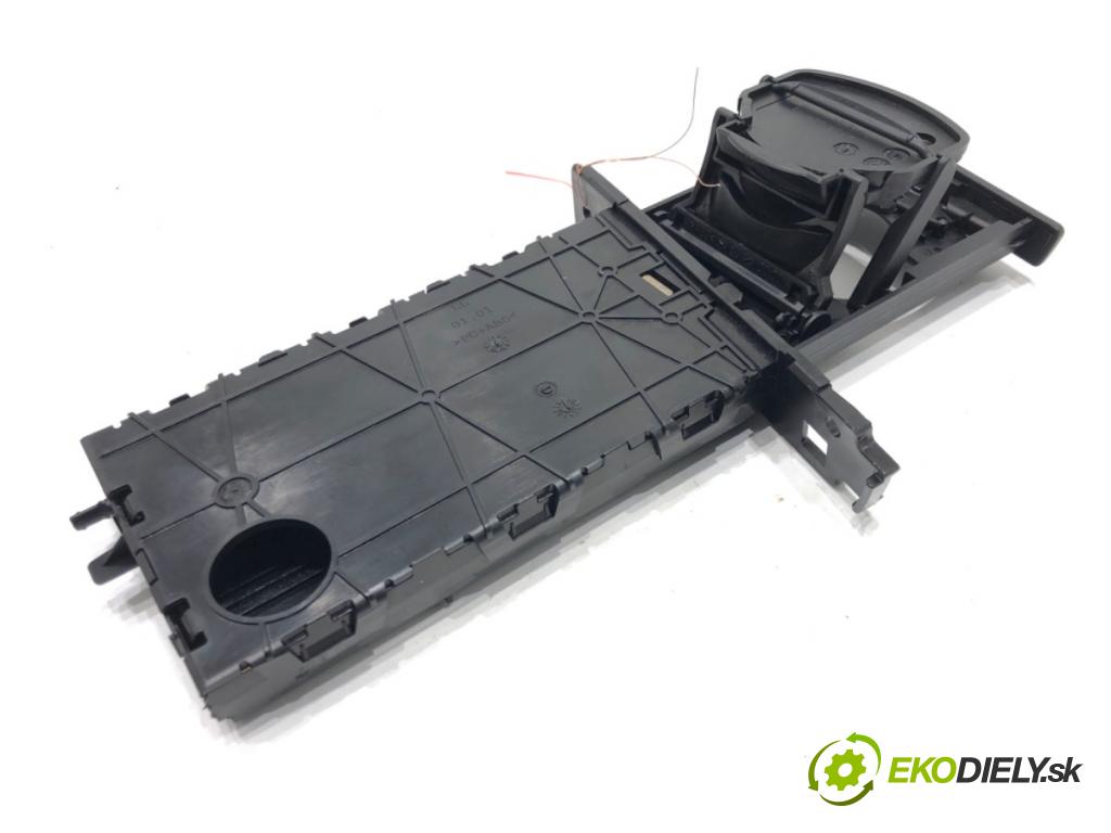 BMW 3 (E90) 2004 - 2012    318 d 105 kW [143 KM] olej napędowy 2007 - 2011  Držiak na nápoje 7127461 (Úchyty, držiaky na nápoje)