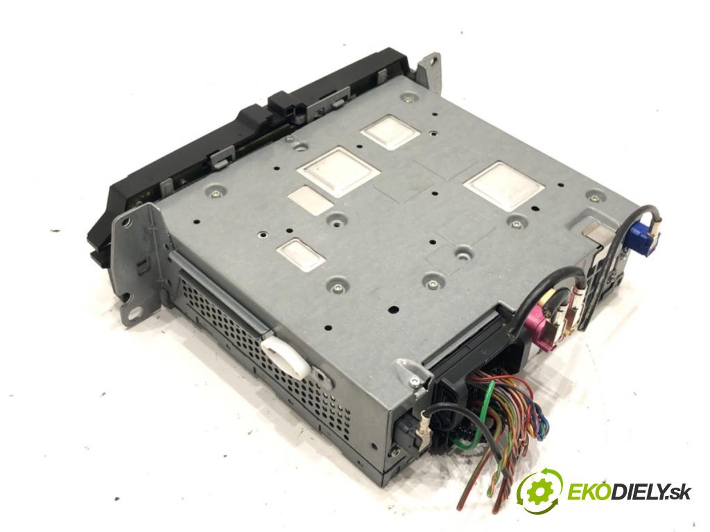 BMW 3 (E90) 2004 - 2012    318 d 105 kW [143 KM] olej napędowy 2007 - 2011  RADIO 922634701 (Audio zariadenia)