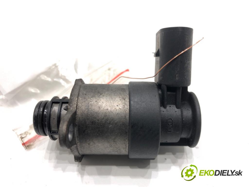 BMW 3 (E90) 2004 - 2012    318 d 105 kW [143 KM] olej napędowy 2007 - 2011  Regulátor tlaku paliva 0928400798 (Ostatné)