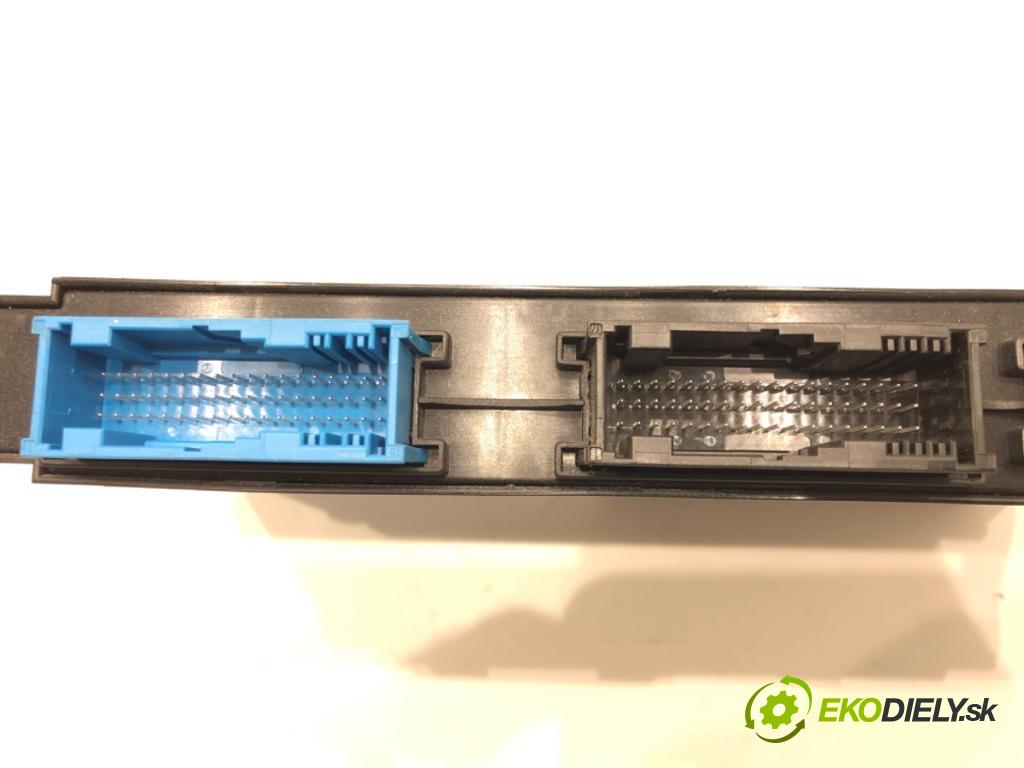 BMW 3 (E90) 2004 - 2012    318 d 105 kW [143 KM] olej napędowy 2007 - 2011  Modul komfortu 9229878-02 (Moduly komfortu)