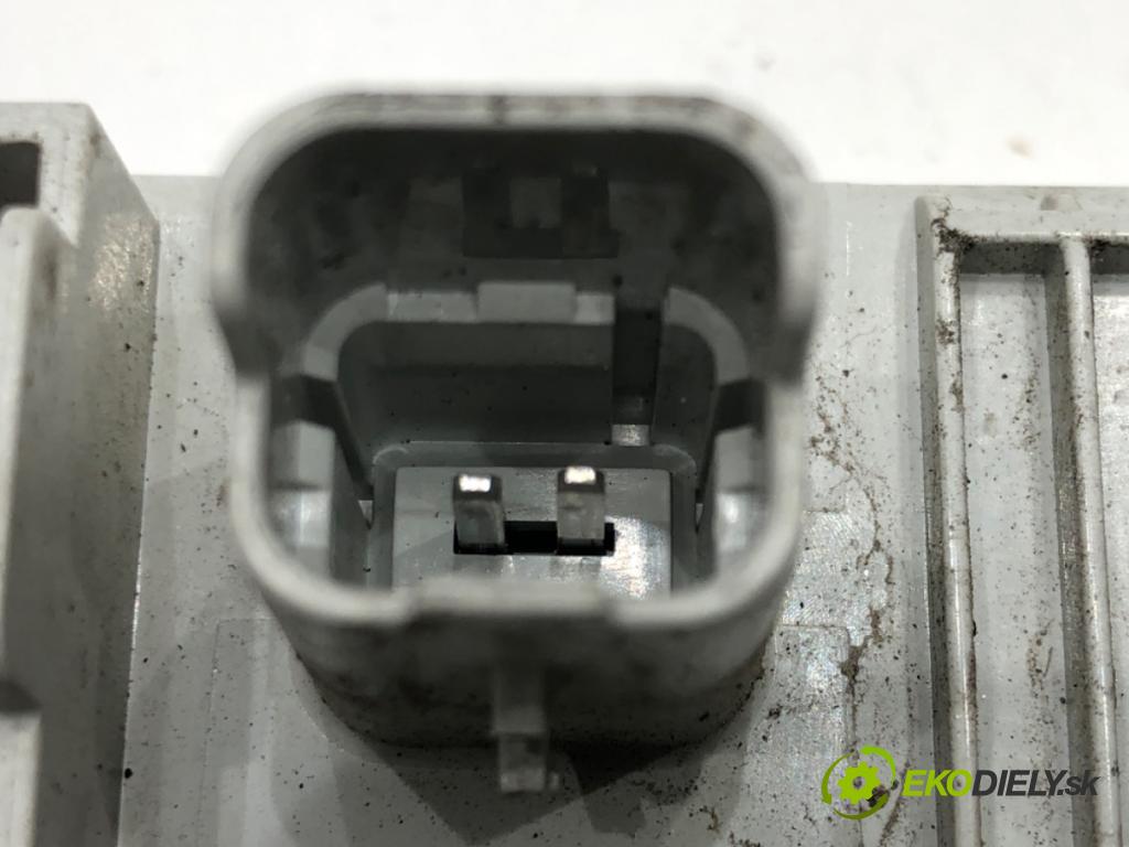 CITROEN C3 PICASSO (SH_) 2009 - 2022    ---  Svetlo DRL: ľavy predný 9812662280