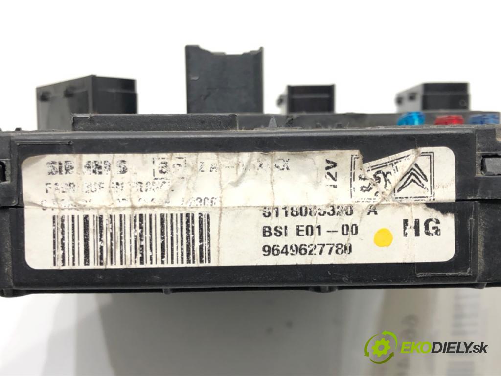 PEUGEOT 206 liftback (2A/C) 1998 - 2012    ---  modul BSI 9649627780 (Pojistkové skříňky)