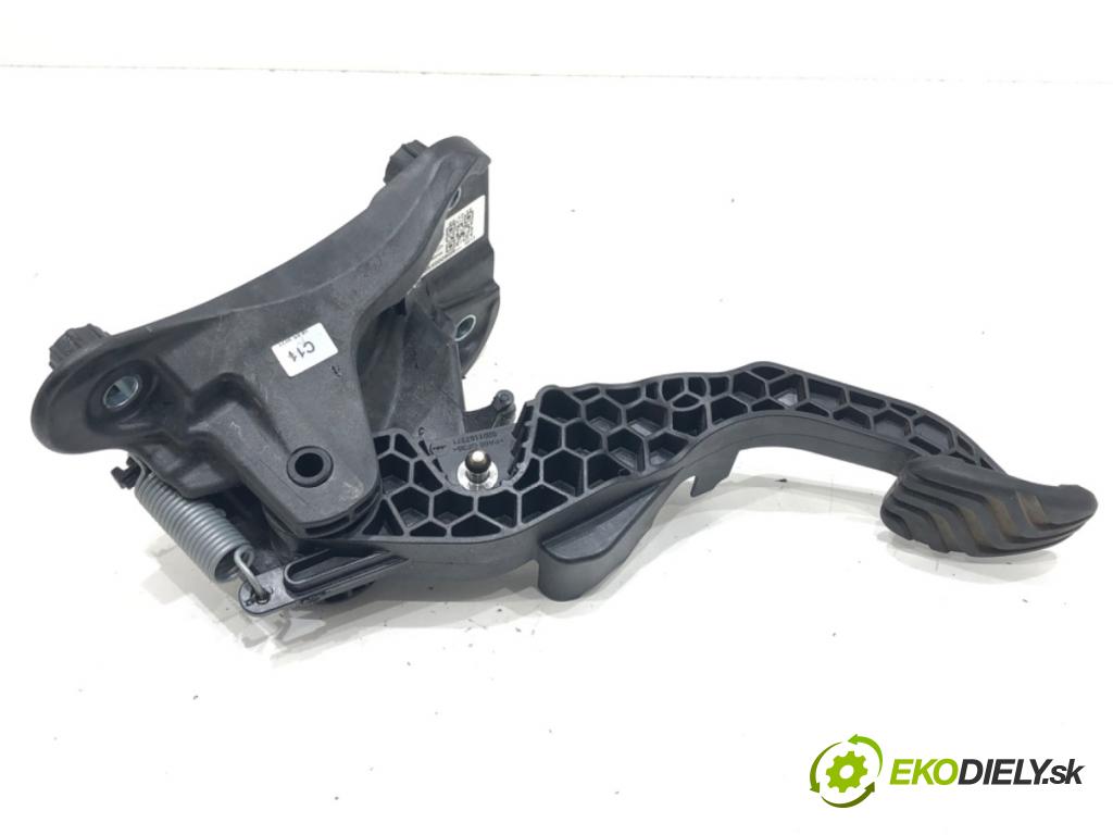 DACIA DUSTER (HM_) 2017 - 2022    1.0 TCe 90 67 kW [91 KM] benzyna 2021 - 2022  PEDÁL: manuálne 465400098R 465011334R (Pedále)