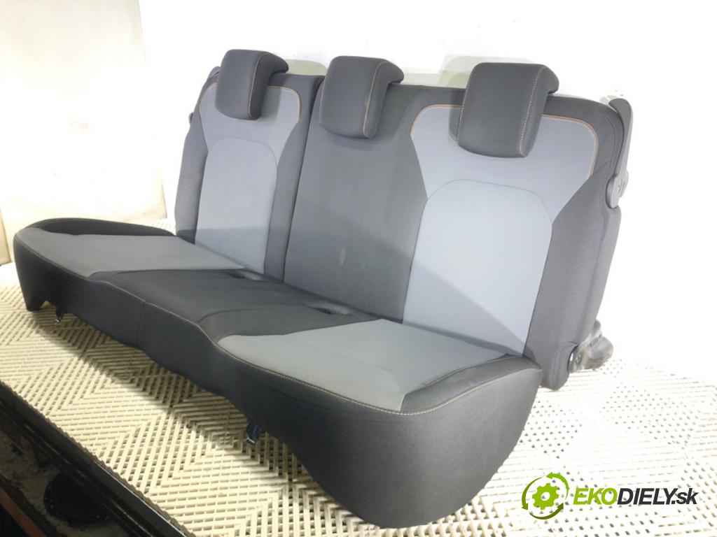 DACIA DUSTER (HM_) 2017 - 2022    1.0 TCe 90 67 kW [91 KM] benzyna 2021 - 2022  Sedadlo druhý rad