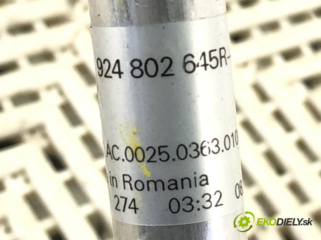 DACIA DUSTER (HM_) 2017 - 2022    1.0 TCe 90 67 kW [91 KM] benzyna 2021 - 2022  rúrka klimatizácie 924802645R (Rúrky klimatizácie)