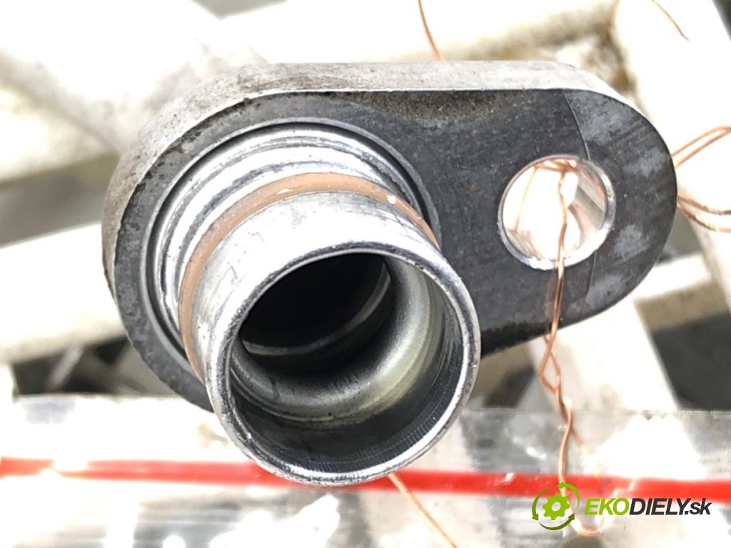 DACIA DUSTER (HM_) 2017 - 2022    1.0 TCe 90 67 kW [91 KM] benzyna 2021 - 2022  rúrka klimatizácie 924909904R (Rúrky klimatizácie)