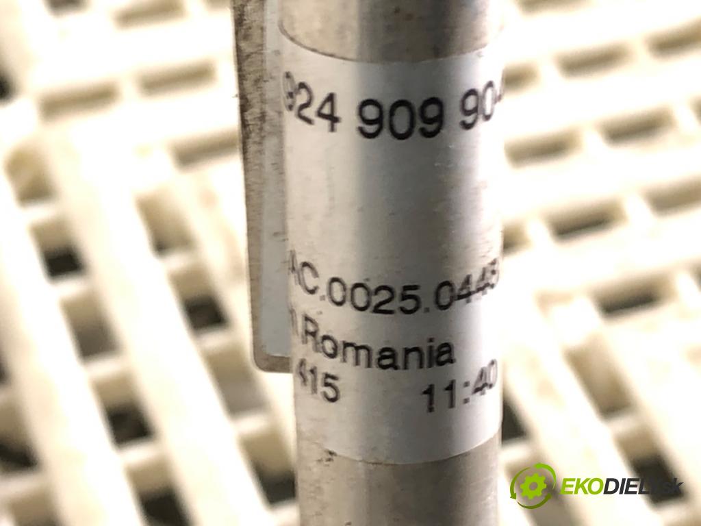 DACIA DUSTER (HM_) 2017 - 2022    1.0 TCe 90 67 kW [91 KM] benzyna 2021 - 2022  rúrka klimatizácie 924909904R (Rúrky klimatizácie)