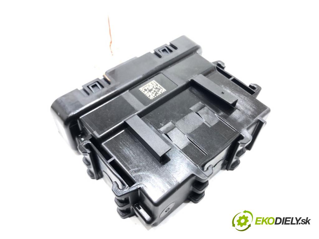 DACIA DUSTER (HM_) 2017 - 2022    1.0 TCe 90 67 kW [91 KM] benzyna 2021 - 2022  Modul komfortu 284Y66LA2A (Moduly komfortu)