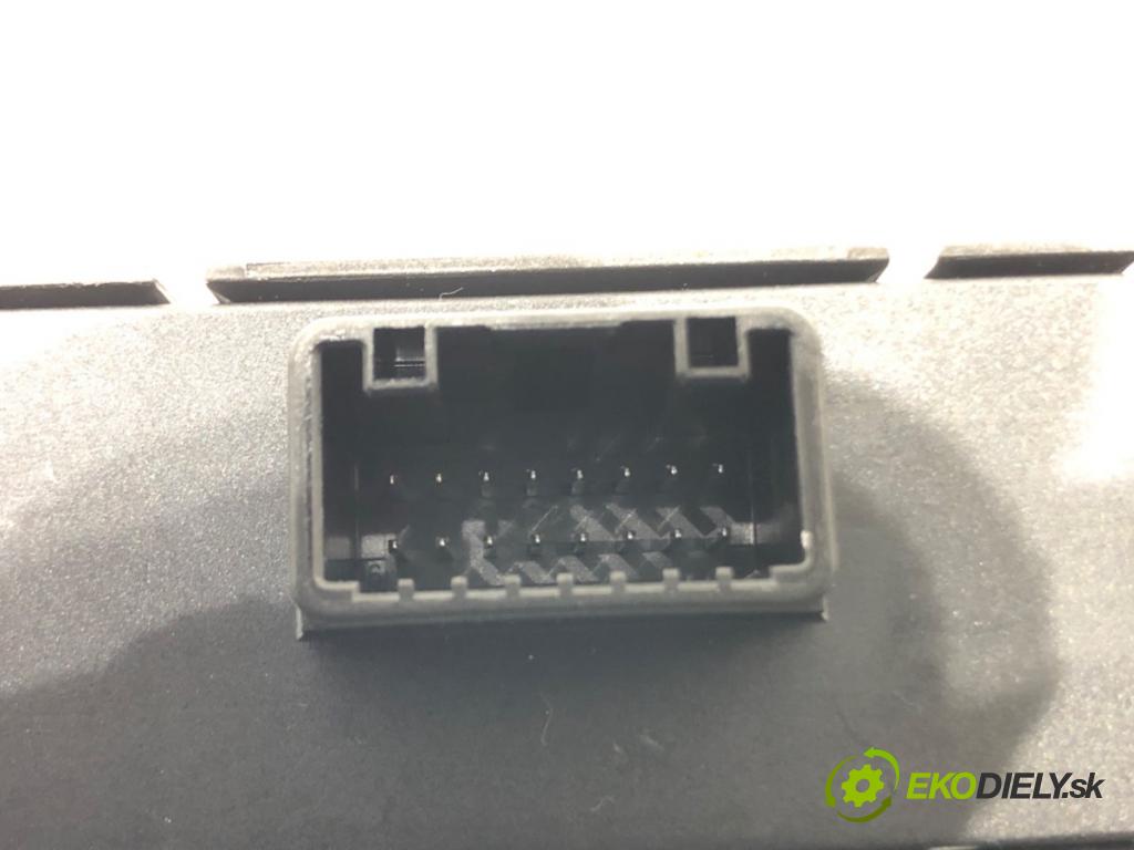 DACIA DUSTER (HM_) 2017 - 2022    1.0 TCe 90 67 kW [91 KM] benzyna 2021 - 2022  Modul komfortu 284Y66LA2A (Moduly komfortu)