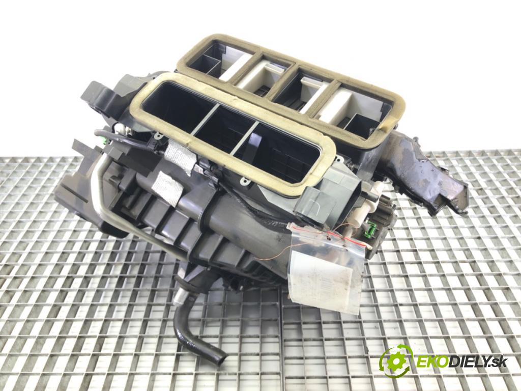 HONDA ACCORD VIII (CP) 2007 - 2022    2.4 (CP2) 150 kW [204 KM] benzyna 2008 - 2022  topné těleso radiátor topení komplet KOMBAJN  (Radiátory topení)